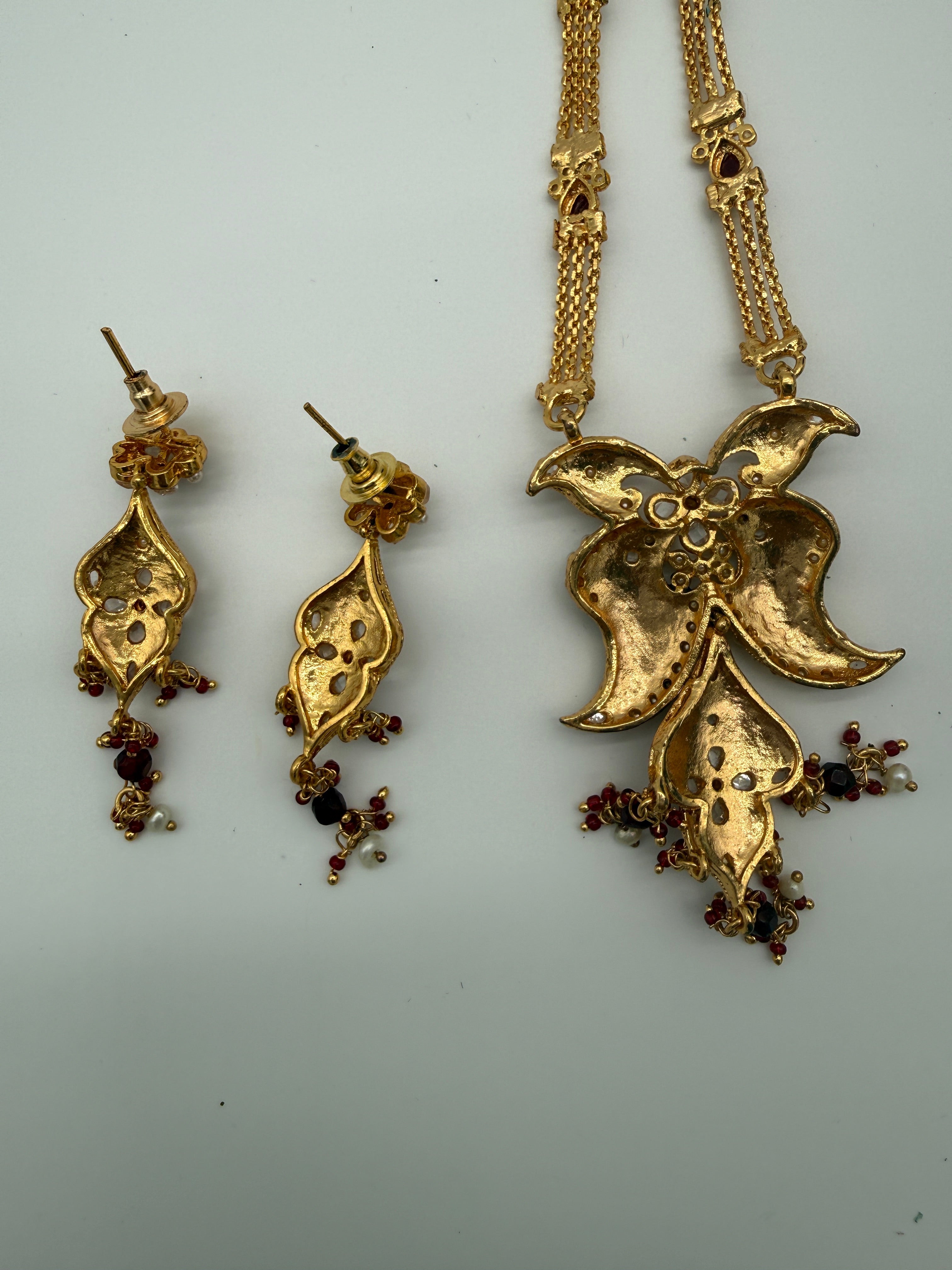 Gold & Red Kundan Necklace Set with Earrings – Indian Jewelry (New with Tags)