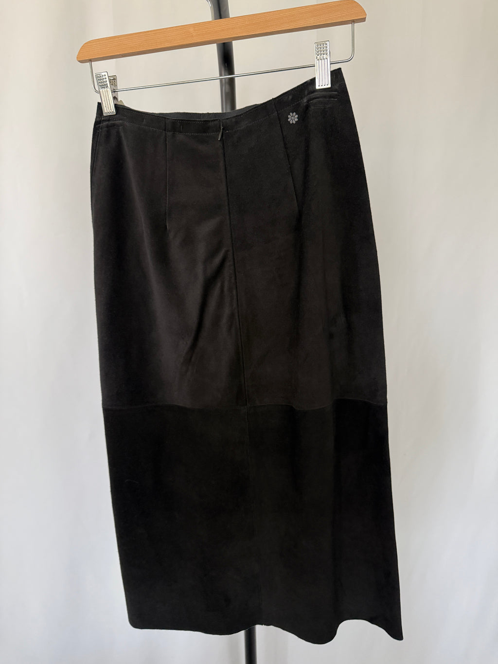 Alexa Chung for AG Suede A-Line Skirt – Black – Size 25 – Made in Italy – New